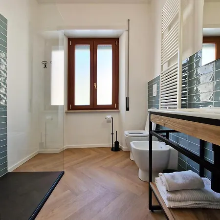 Le Stanze Del Capitano Caldora 3* Л'Акуила