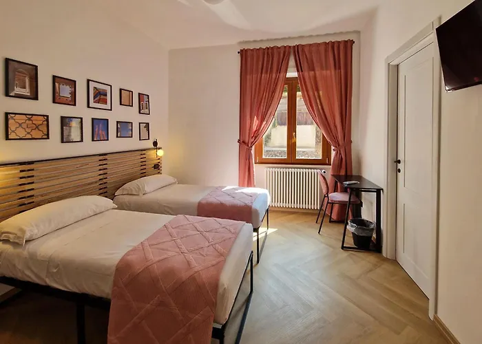 Le Stanze Del Capitano Caldora Panzió 3*