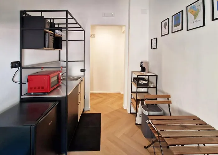 Le Stanze Del Capitano Caldora 3* LʼAquila